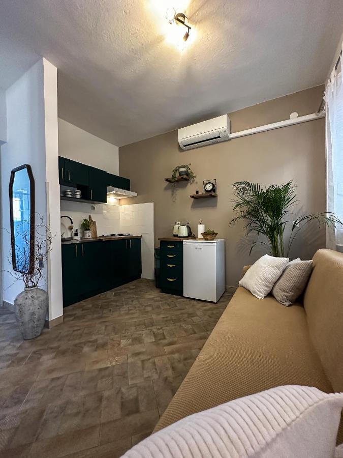 Apartments Dent Умаг Екстер'єр фото
