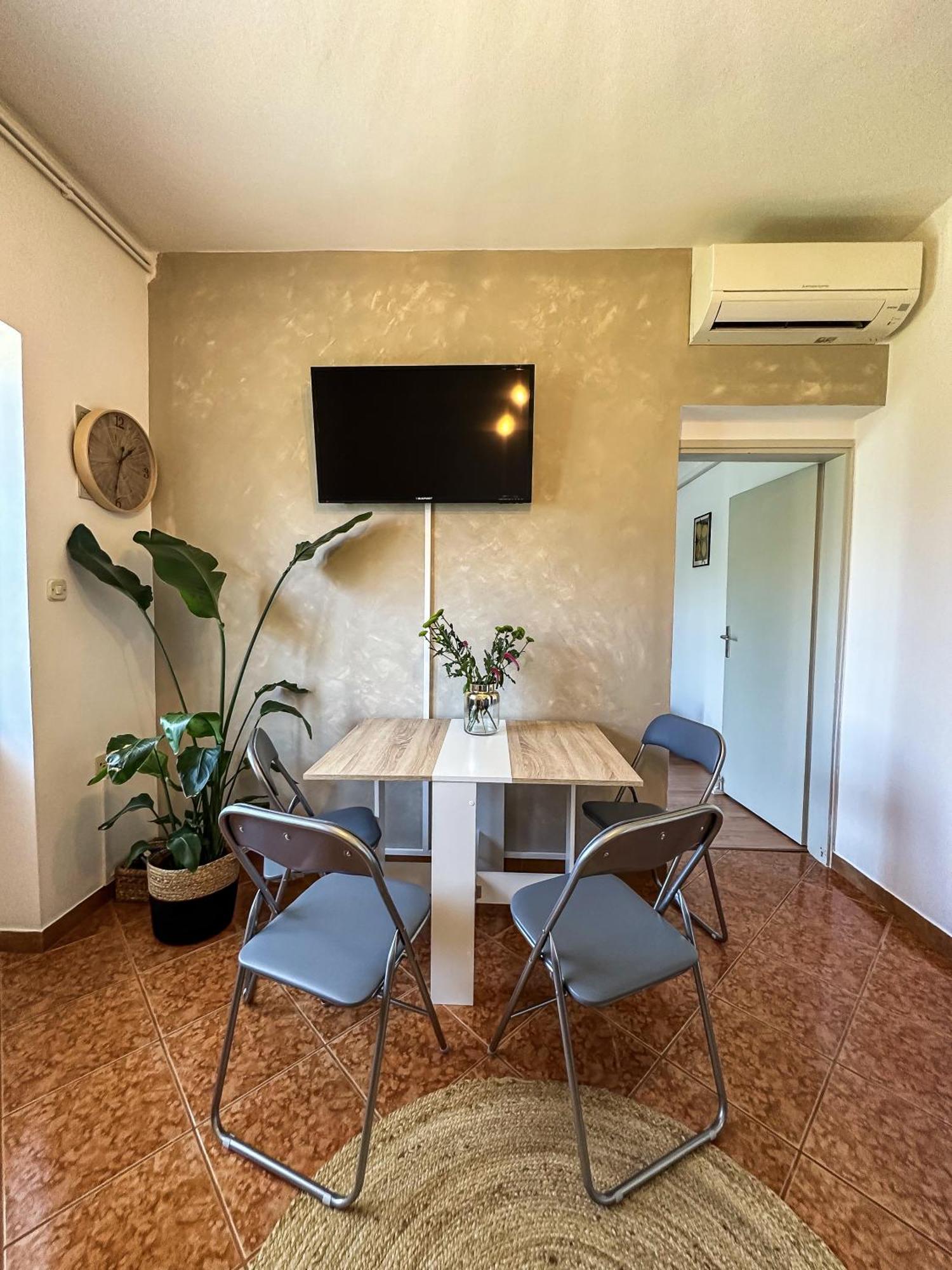 Apartments Dent Умаг Екстер'єр фото